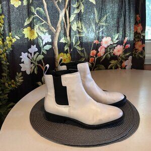 UGG White + Black Chelsea Booties - Size 7